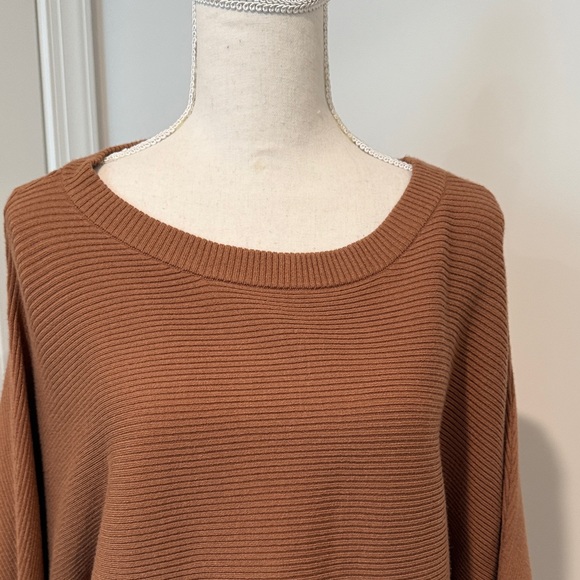 Cupio Warm Brown Crew Neck Sweater - Picture 2 of 8